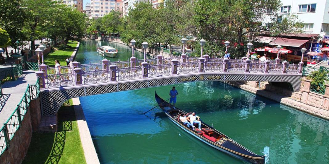 Üniversiteye kayıtlar başladı: Barınma sorununu çözemeyen kayıt olsa da gitmeyecek 8