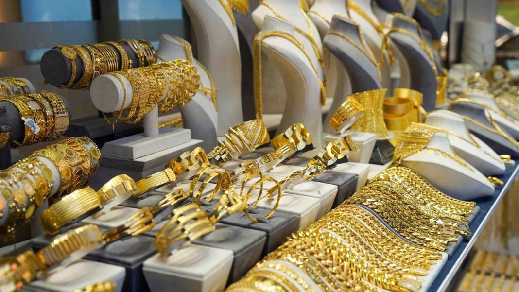 İslam Memiş’ten gram altın tahmini: Kritik seviyeyi geçti, yeni rekorlar mümkün 2