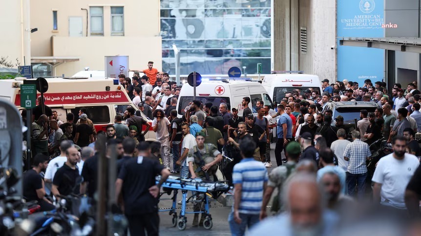 Telsiz patlamalarında hayatını kaybedenlerin sayısı 20'ye yükseldi