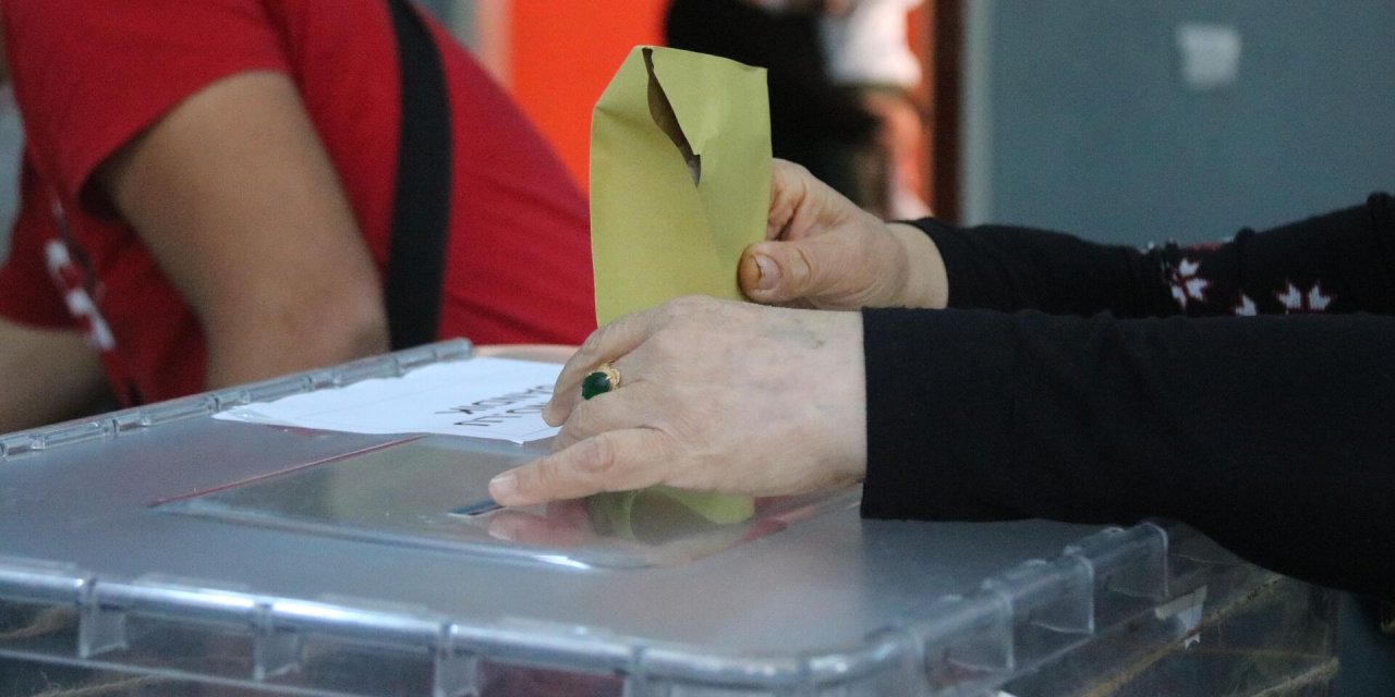 Yöneylem anket sonuçları: CHP birinci parti, kararsızlar üçüncü sırada