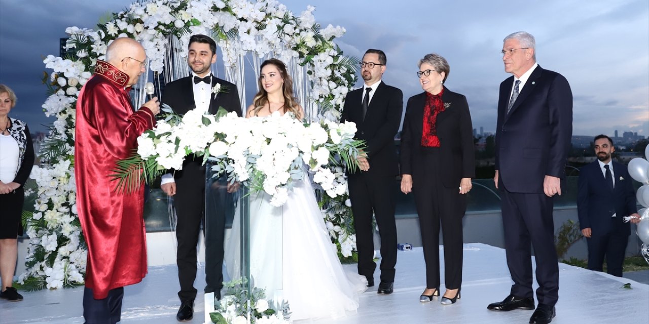 Meral Akşener ve Müsavat Dervişoğlu nikah şahidi oldu