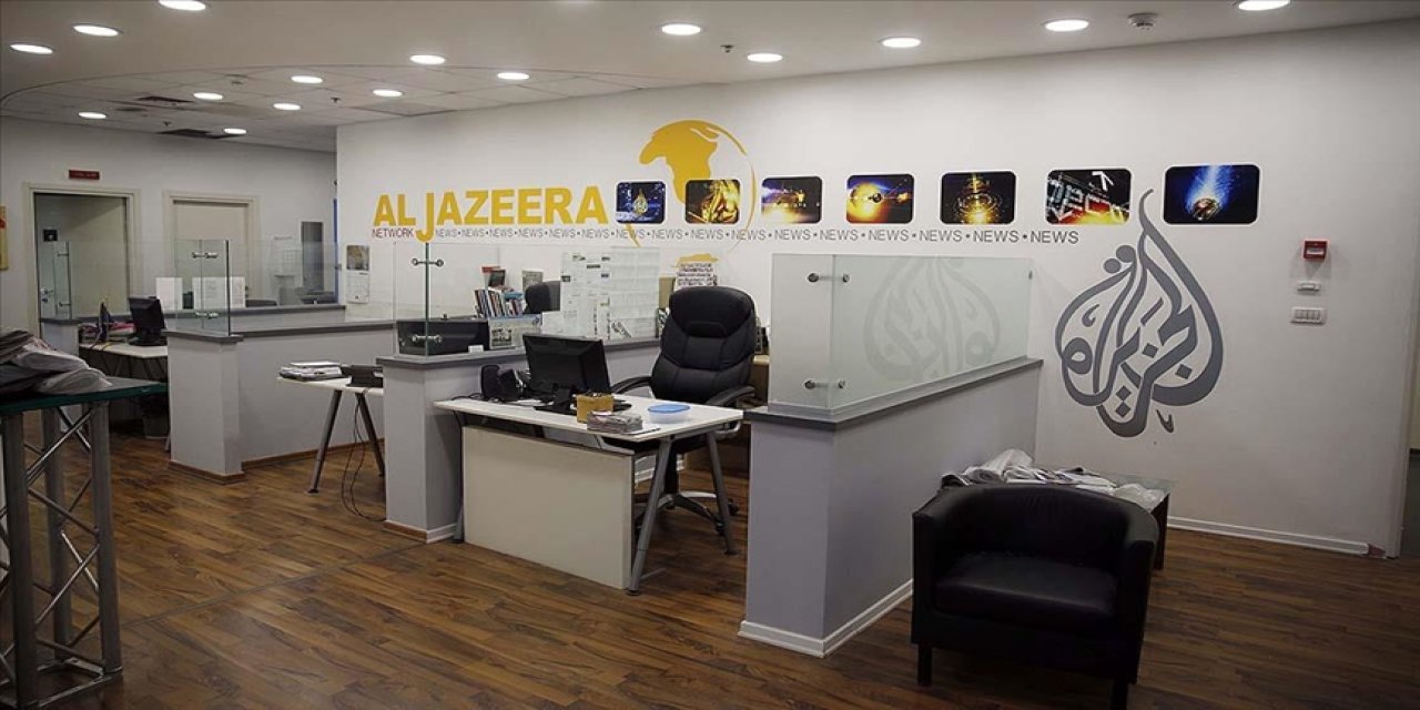 İsrail askerleri, Batı Şeria'da Al Jazeera ofisini kapattı