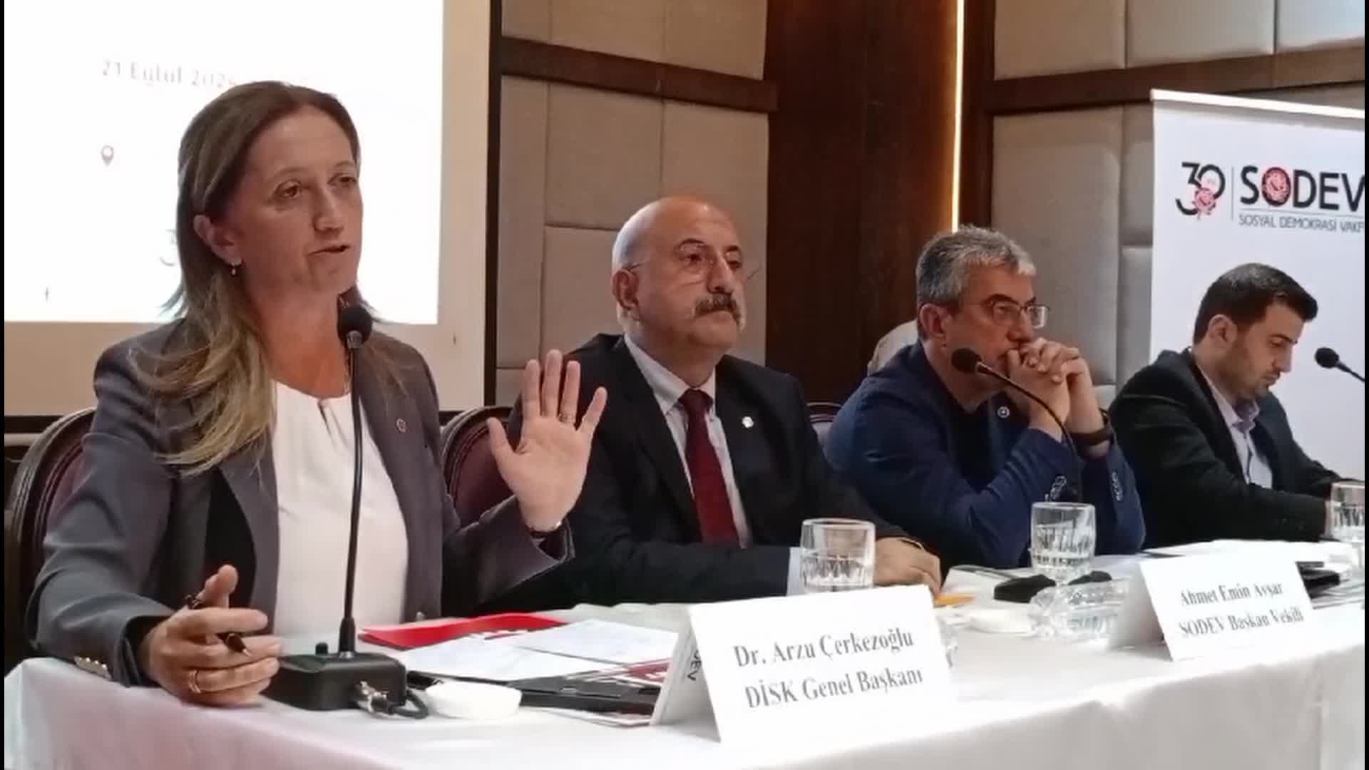 DİSK: 3 Ekim'de Ankara'da kitlesel miting yapacağız