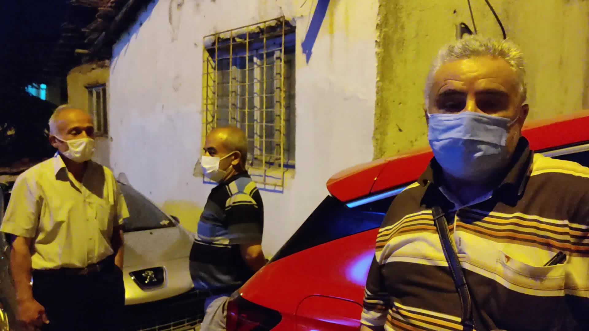 Ankara'da istinat duvarı çöktü, binalar boşaltıldı