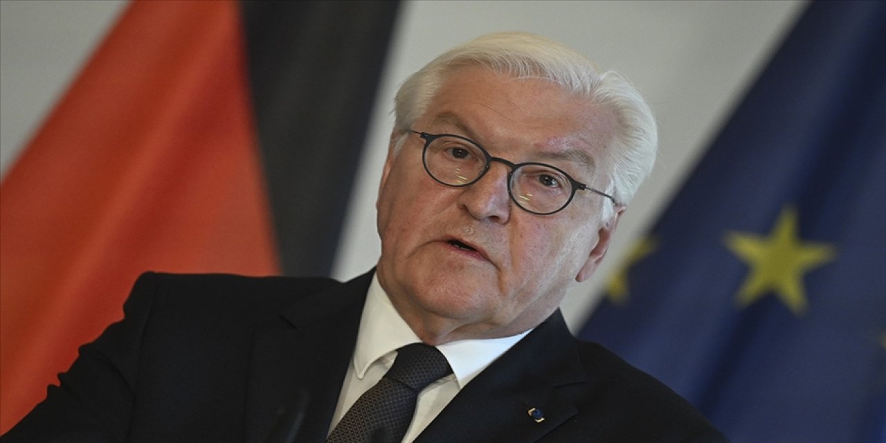 Steinmeier, Nazilerin İtalya'daki katliamı için özür diledi