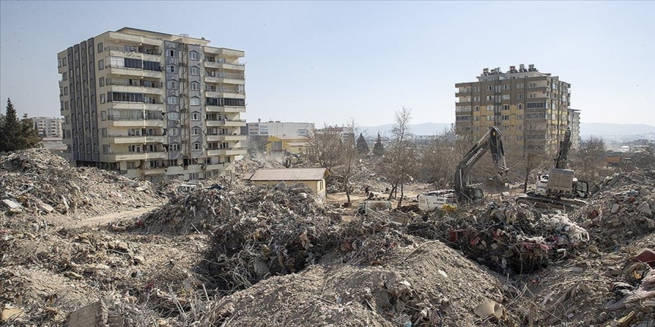 Ebrar sitesi davası: 8 kamu görevlisine soruşturma izni