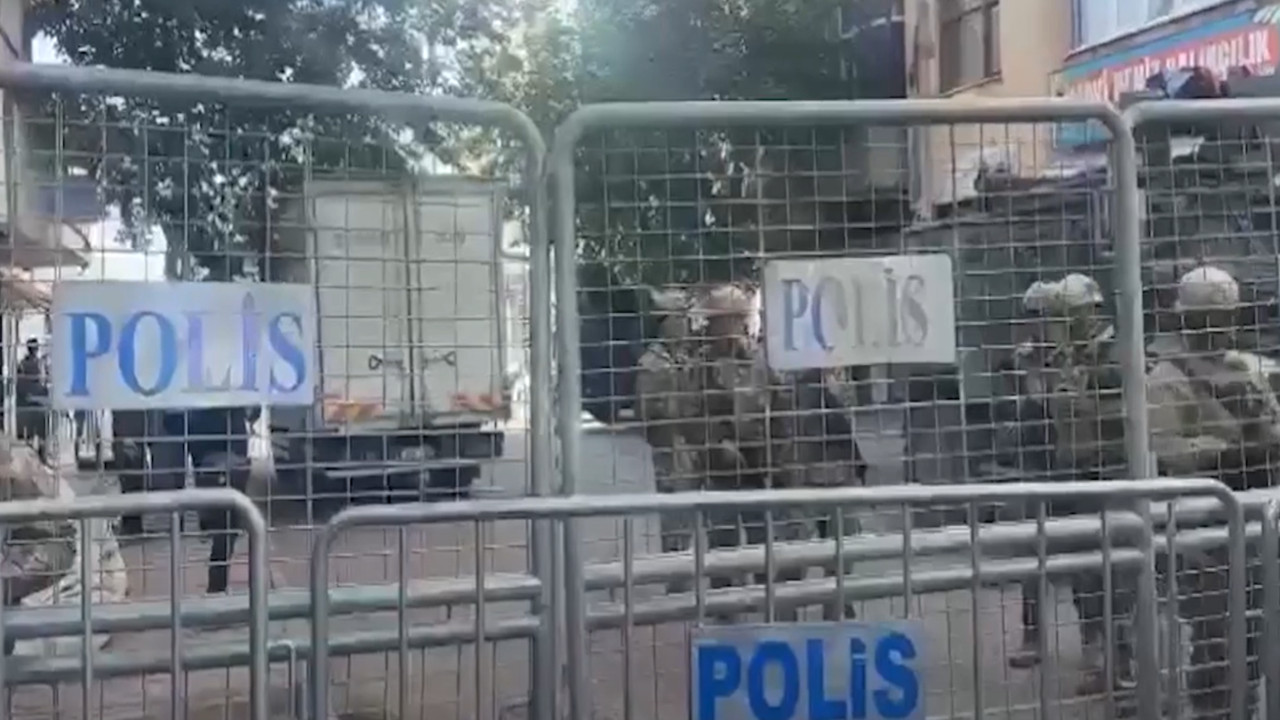 DEM Parti Iğdır İl Başkanlığı'na polis baskını