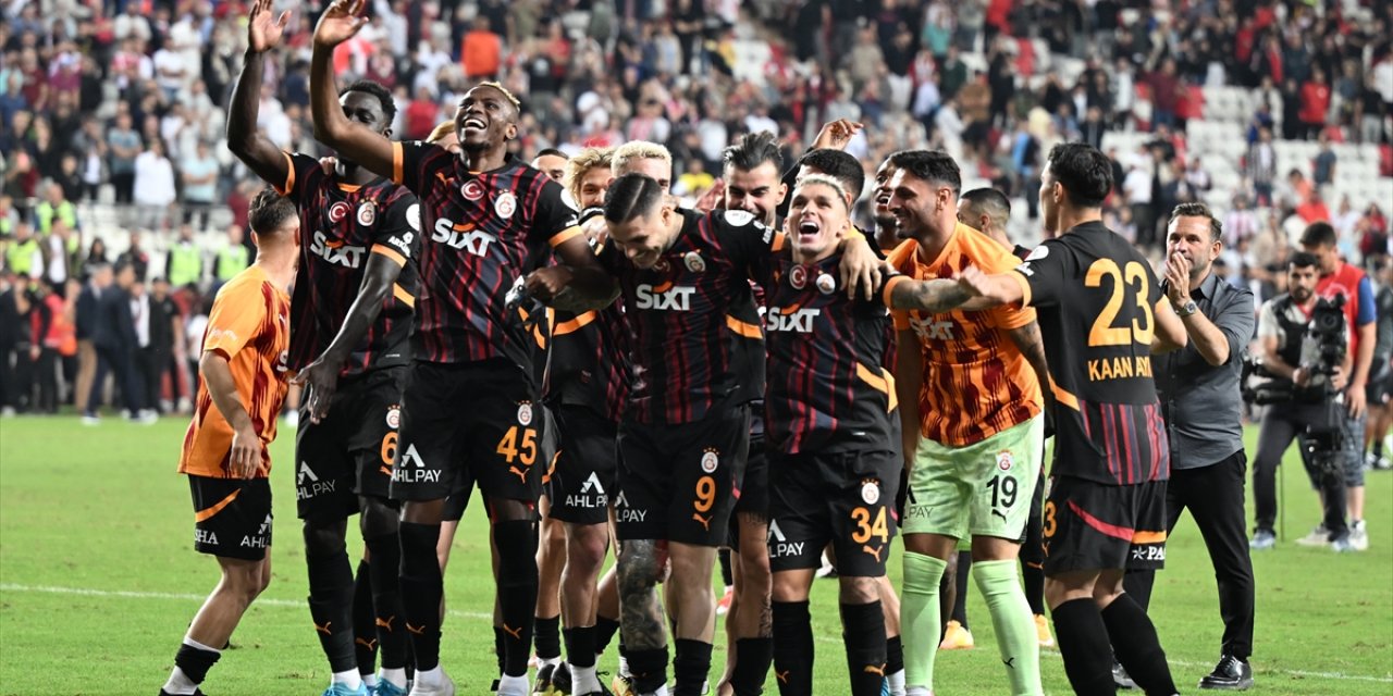 Galatasaray Antalyaspor'u 3-0 mağlup etti