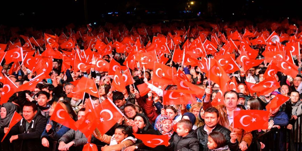 İstanbul'da İmamoğlu, Cumhuriyet kutlamalarına katılım çağrısı yaptı