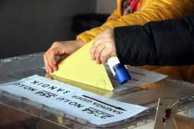 Yeni anket: "AKP yüzde 29.3, CHP yüzde 27 oy alıyor"