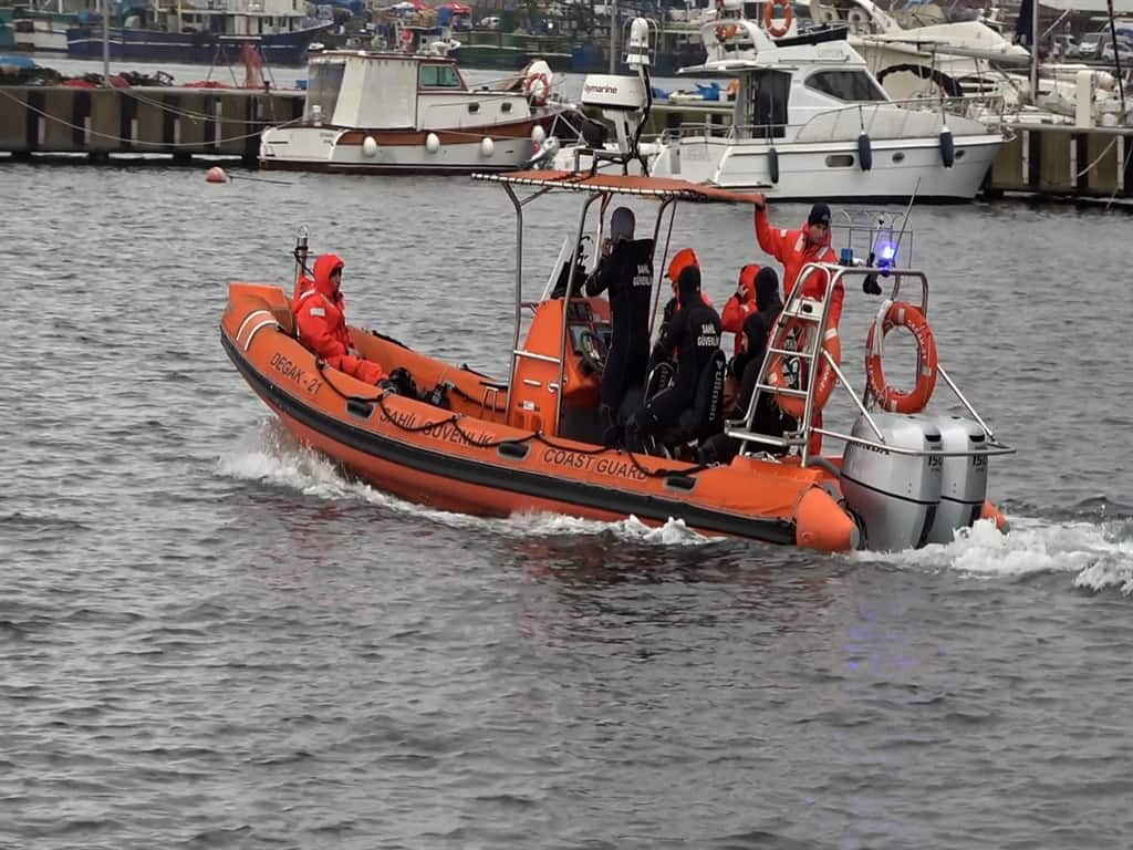 Şile açıklarında balıkçı teknesi battı, bir kişi kayıp