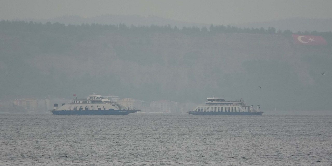 Bozcaada ve Gökçeada feribot seferleri iptal edildi