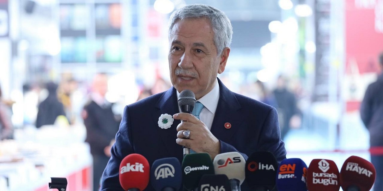 Bülent Arınç: 9 gencimizin tutuklanmasını yanlış buluyorum