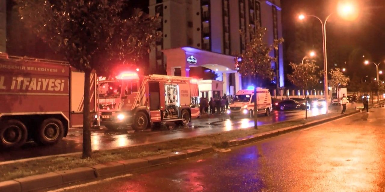 Elektrikli araçta yangın: 14 katlı bina tahliye edildi