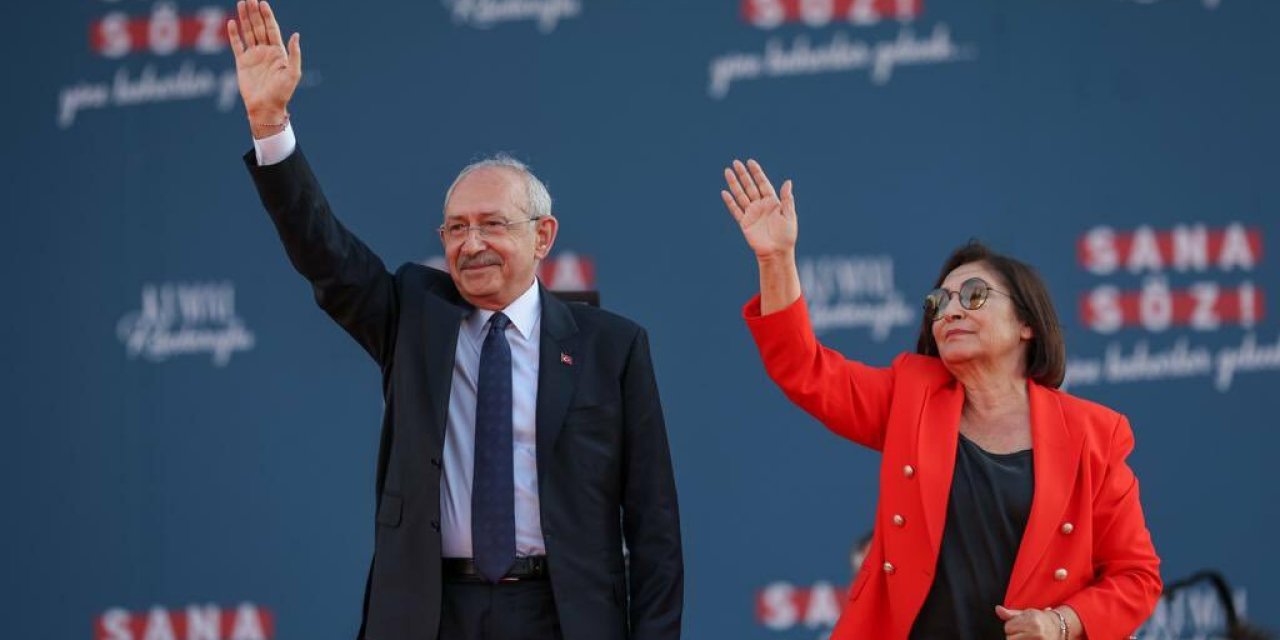 Kemal Kılıçdaroğlu ve eşi Selvi Kılıçdaroğlu trafik kazası geçirdi