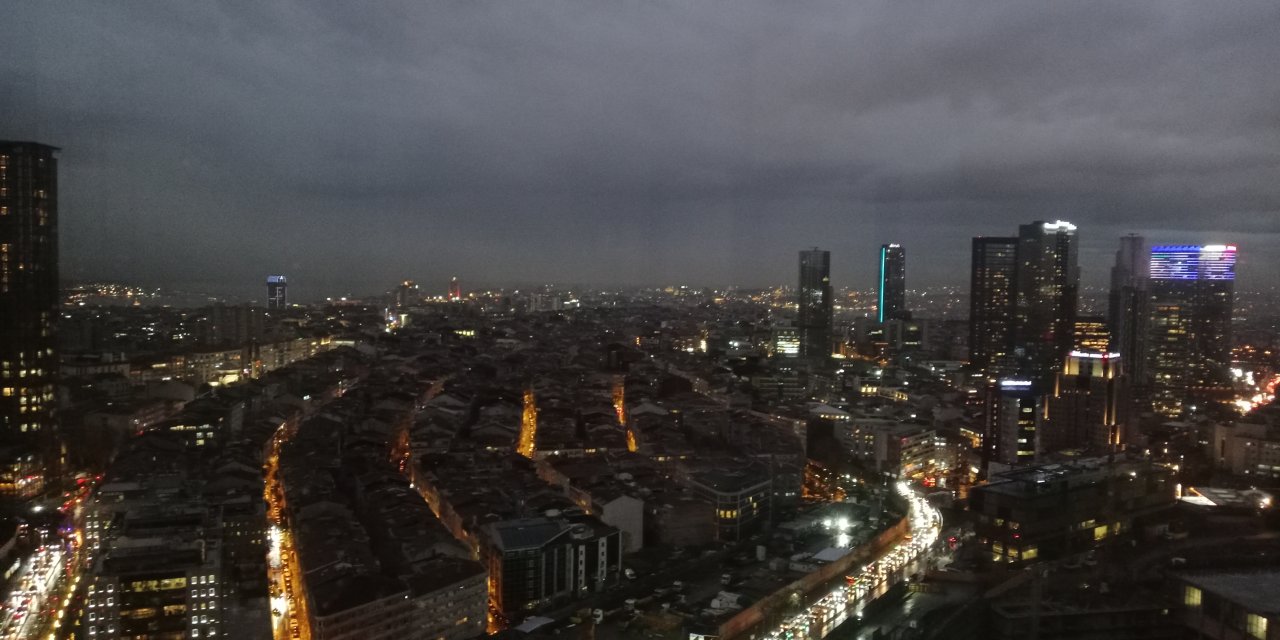 İstanbul Valiliği'nden kuvvetli yağış uyarısı