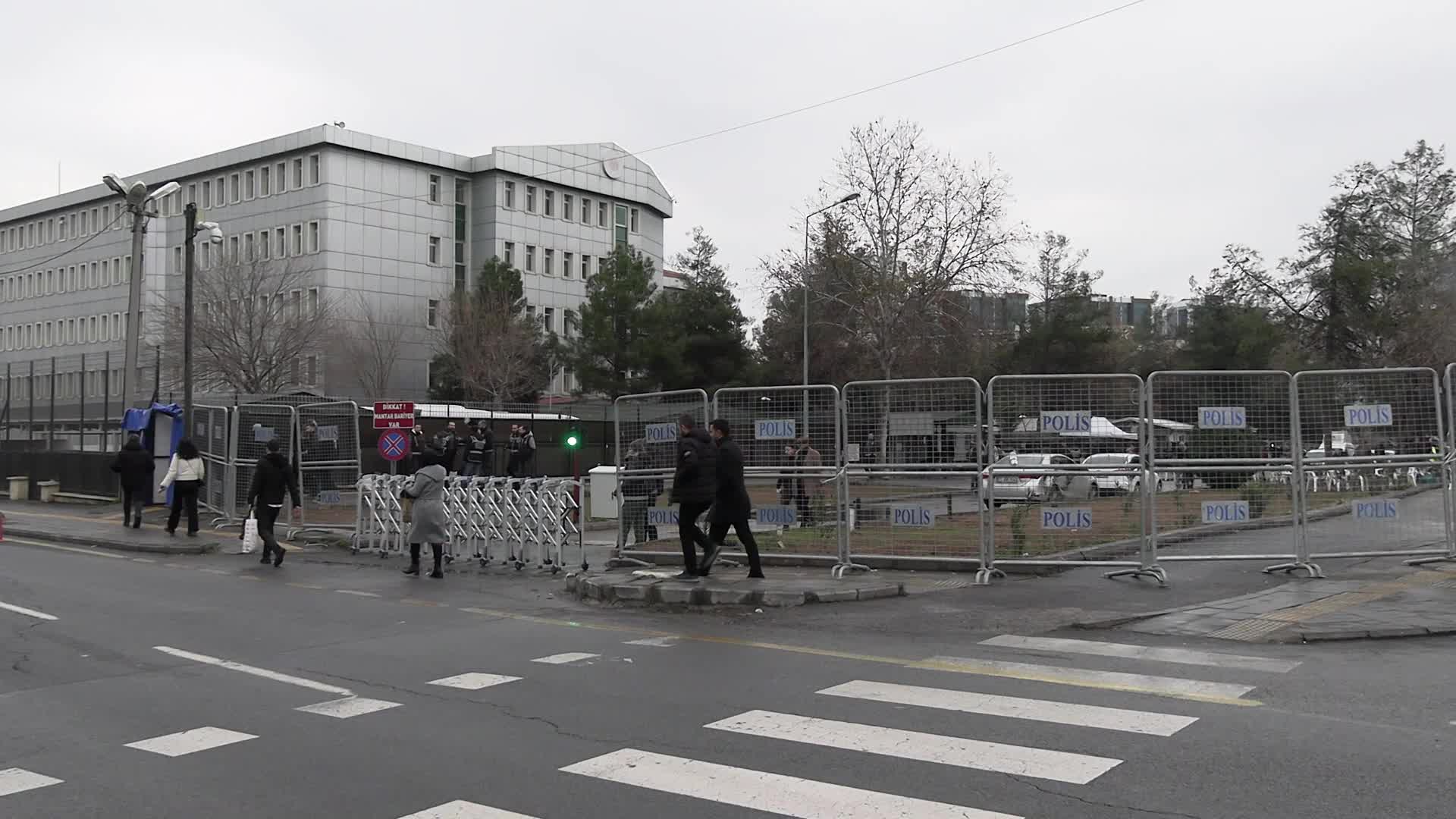 Narin Güran cinayeti davası... Sanık avukatları savunma yapıyor