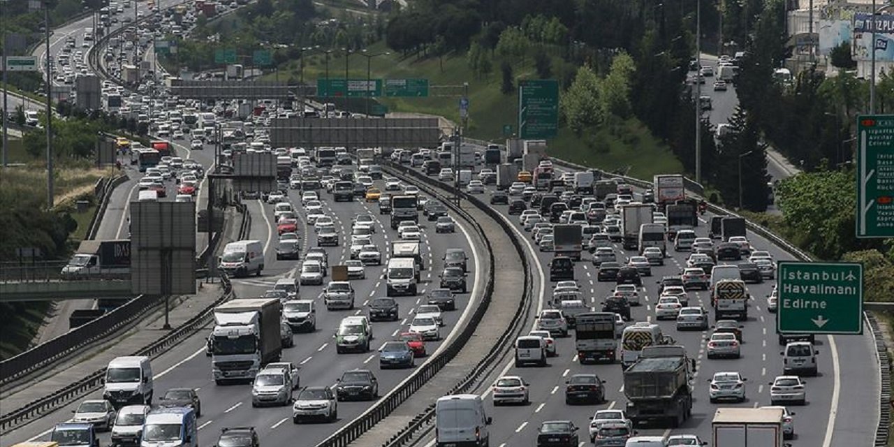 İstanbul'da yarın bazı yollar trafiğe kapalı olacak