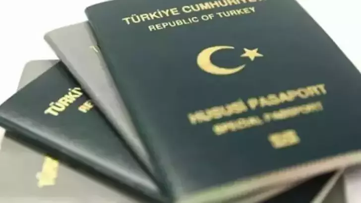 Saray'dan açıklama: Yeşil ve gri pasaportlara yeni sistem var mı?