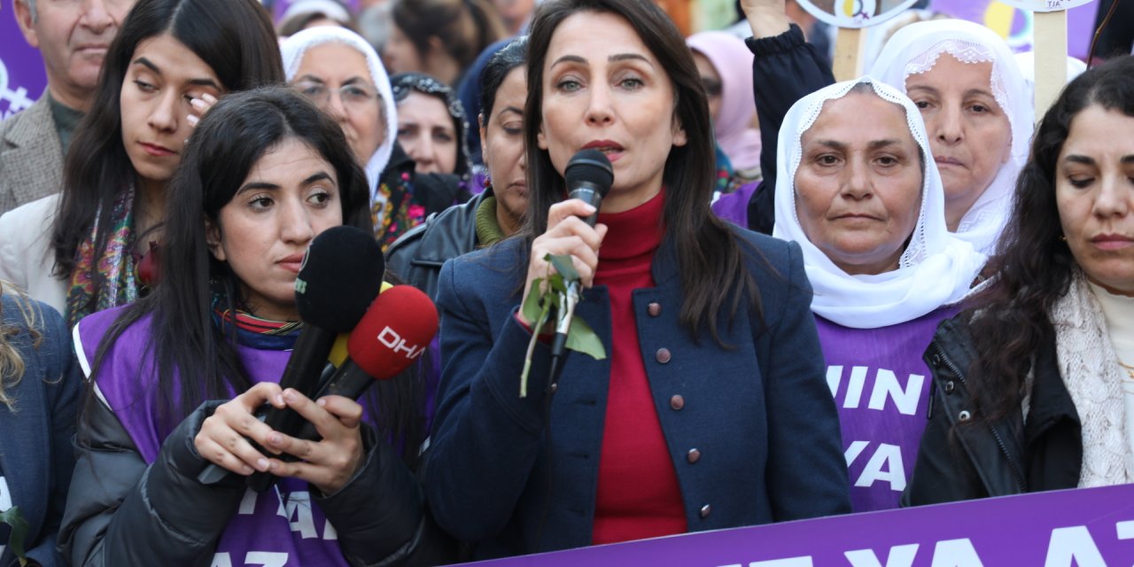 Tülay Hatimoğulları: Barış demekten asla vazgeçmeyeceğiz