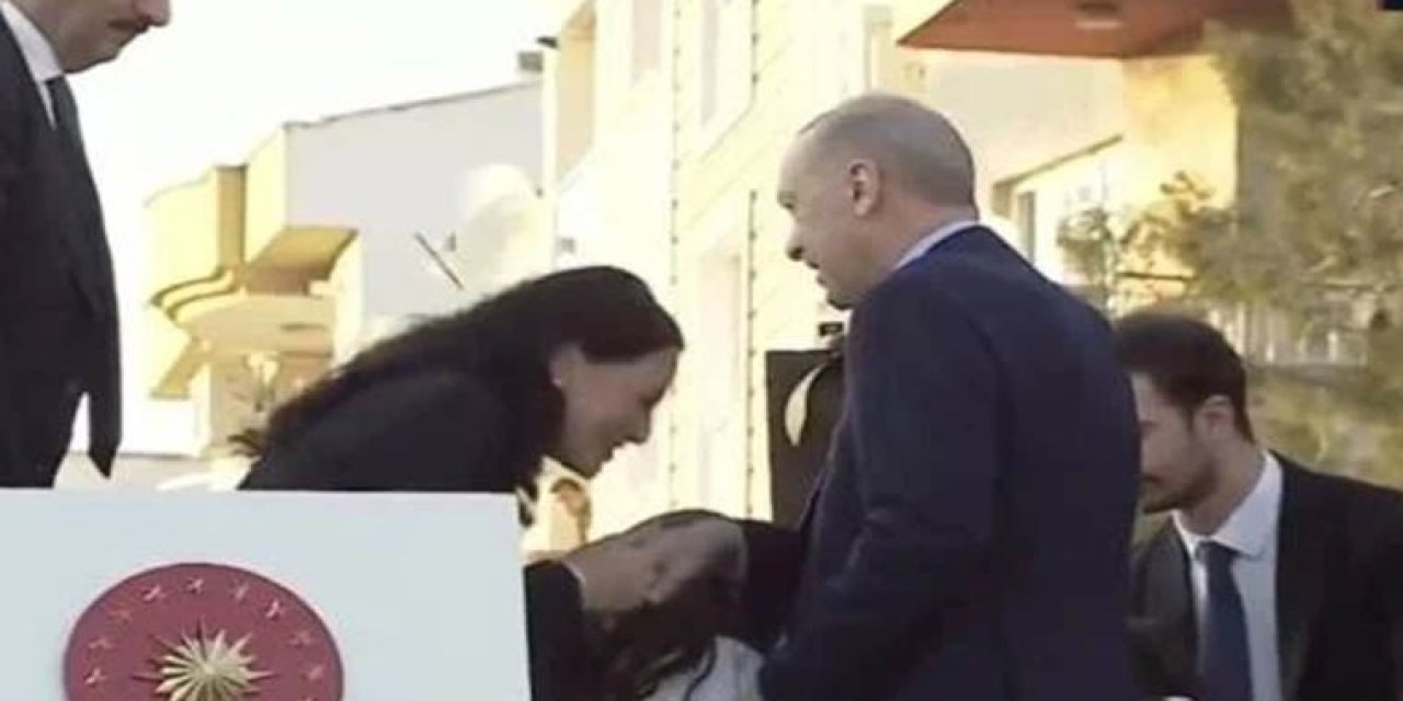 Erdoğan'dan elini öpen AKP Milletvekili Seda Sarıbaş'a 200 lira harçlık