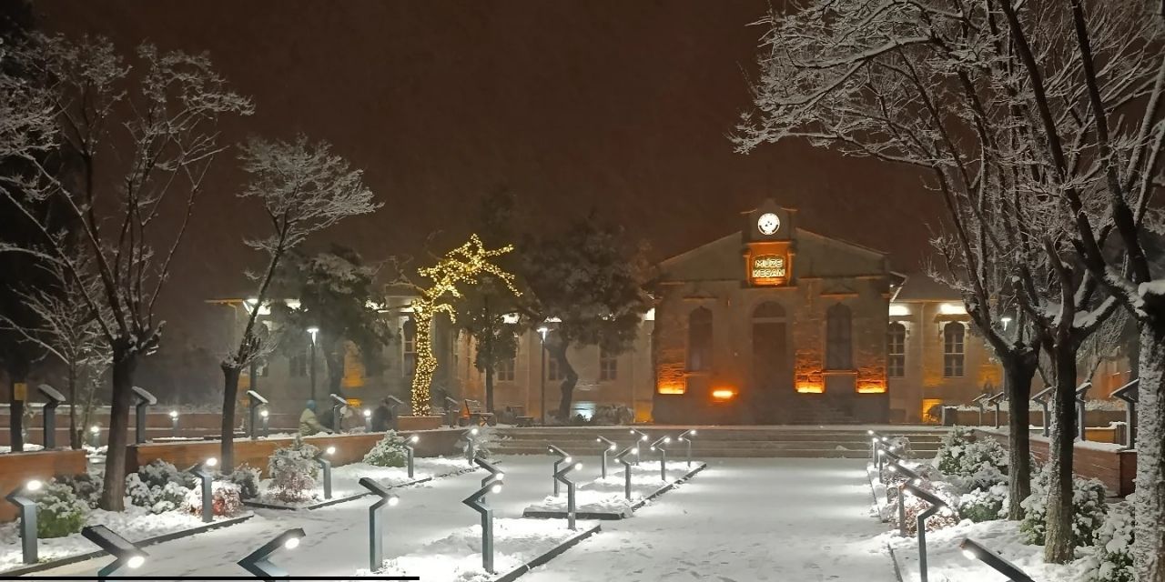 Kar tatili: Edirne’de eğitime kar engeli