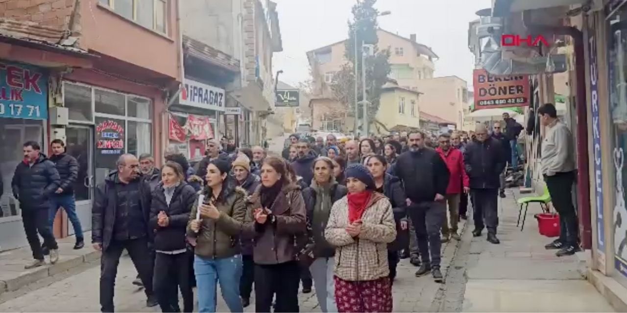 Tunceli'de çocuk istismarına karşı yürüyüş: Aileyi kutsallaştırmayın