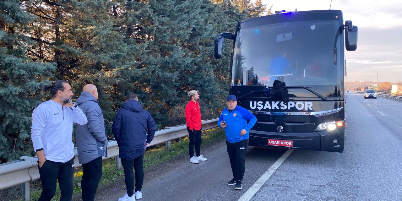 Uşakspor otobüsüne taşlı saldırı: Hasip Hayırcı yaralandı