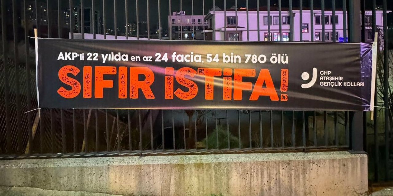 CHP Gençlik Kolu Başkanı, 'istifa' pankartı nedeniyle emniyete çağrıldı