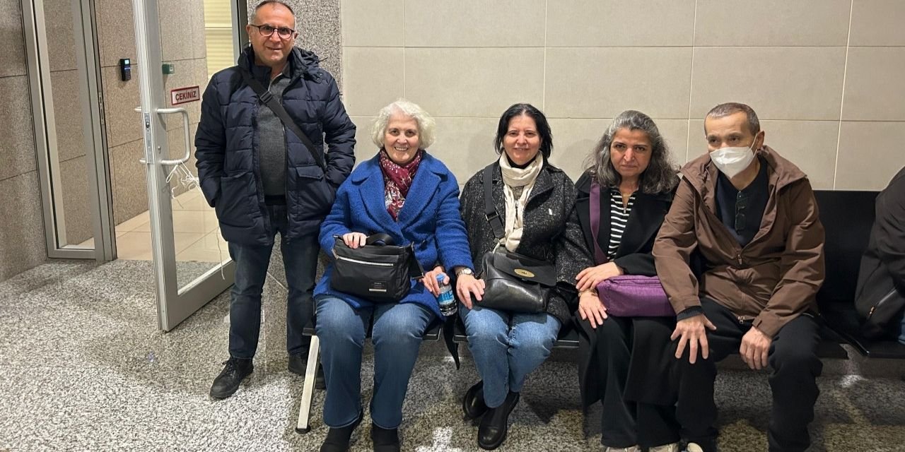 Berkin Elvan'ın anne ve babası "Cumhurbaşkanı'na hakaret"ten hakim karşısına çıktı