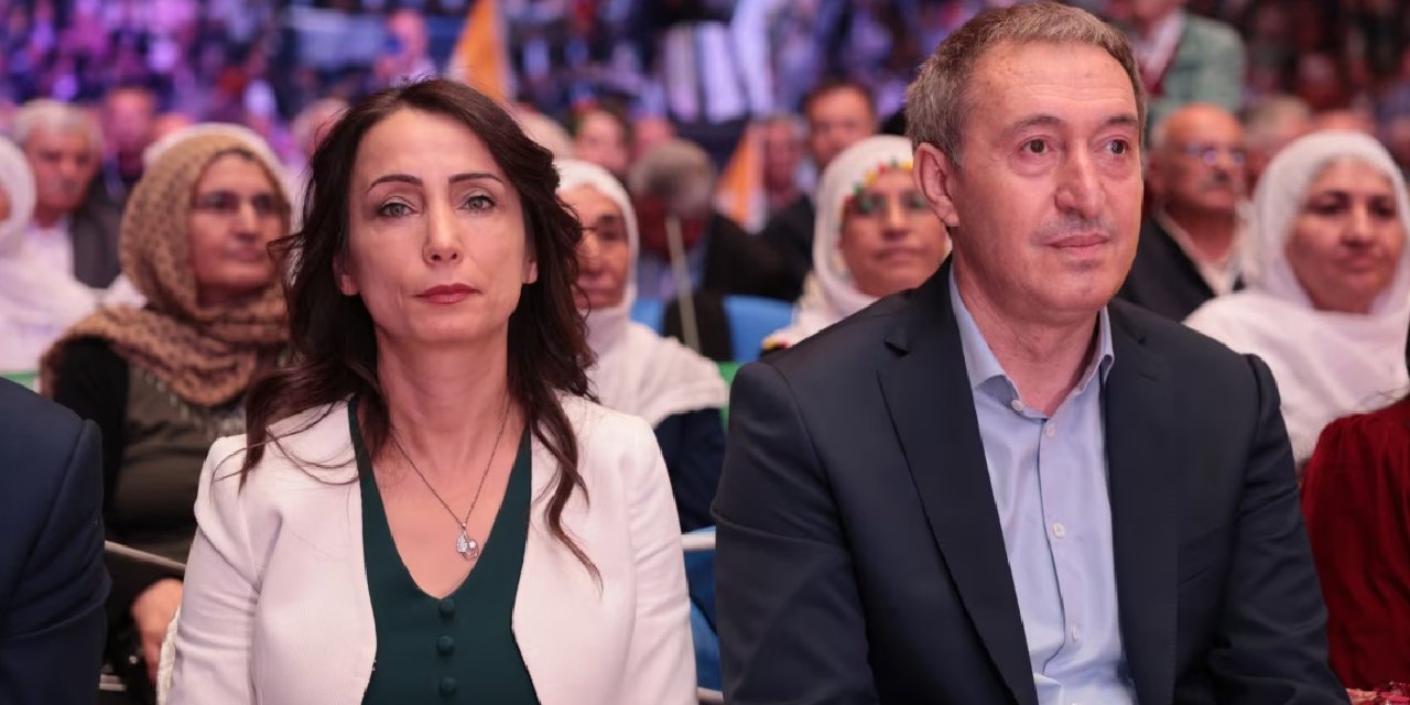 DEM Parti: Siyasi hilekarlıkla barış ve demokrasi yan yana olmaz