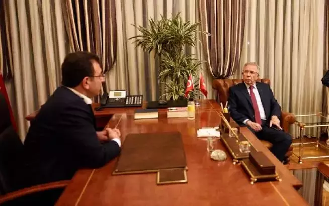 İddia: "İmamoğlu Cumhurbaşkanı, Yavaş Meclis Başkanı olsun" dendi, Özel "Olabilir" dedi