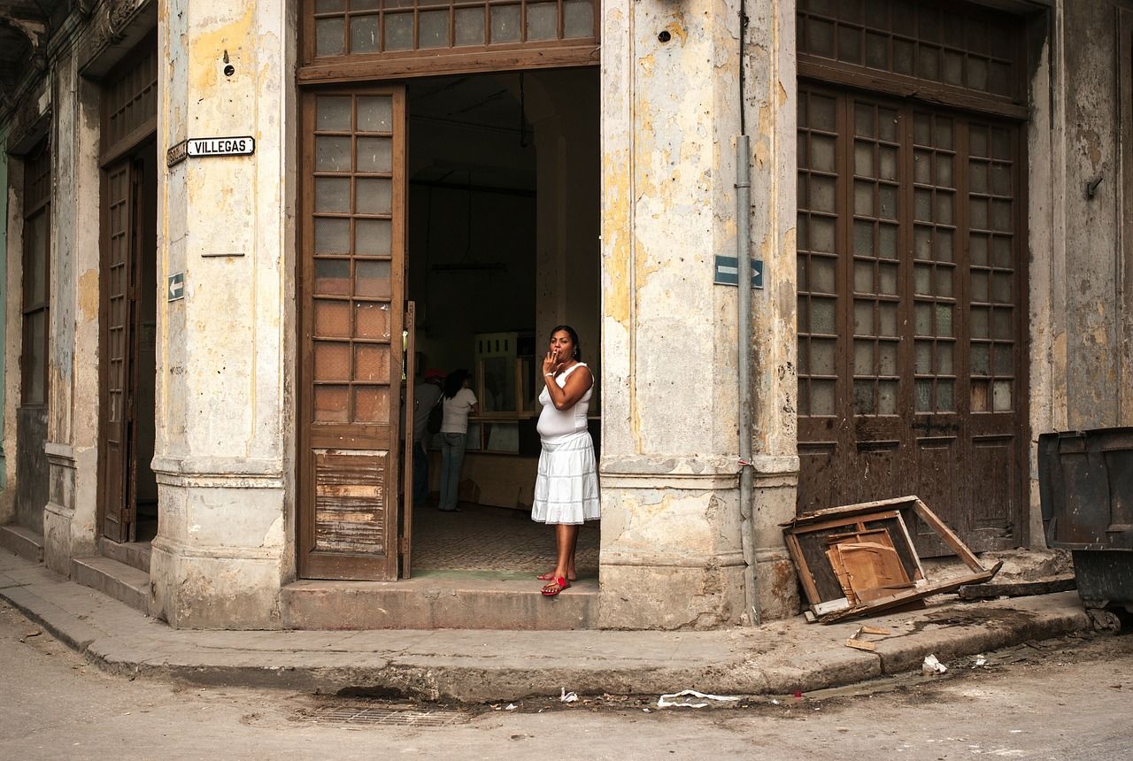 Küba’da ilaç ve gıdada gümrük vergisi geçici olarak kalktı