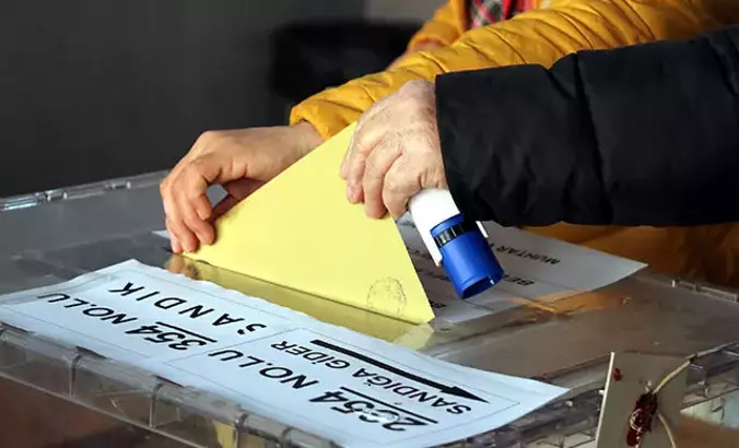 Kayyım atanan Van'da son seçim sonuçları nasıldı?