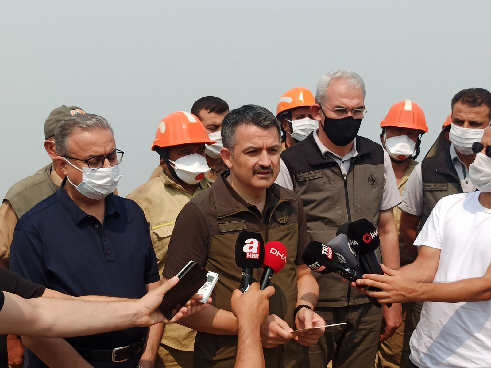 Bakan Pakdemirli: Mersin yangınıyla ilgili 4 kişi gözaltında