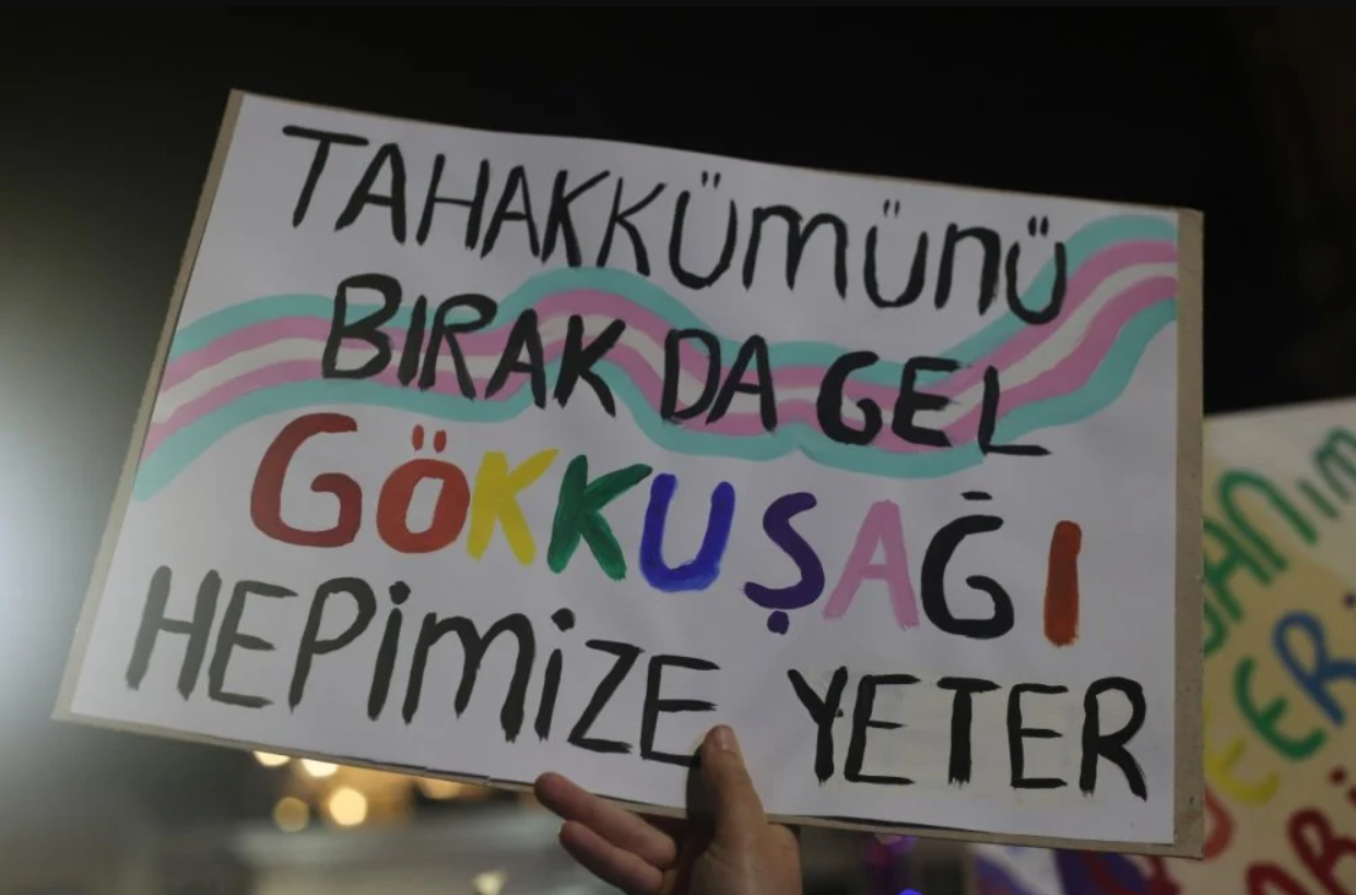 LGBTİ+’lar hedefte: Kanun değişikliğiyle her şey suç sayılabilecek