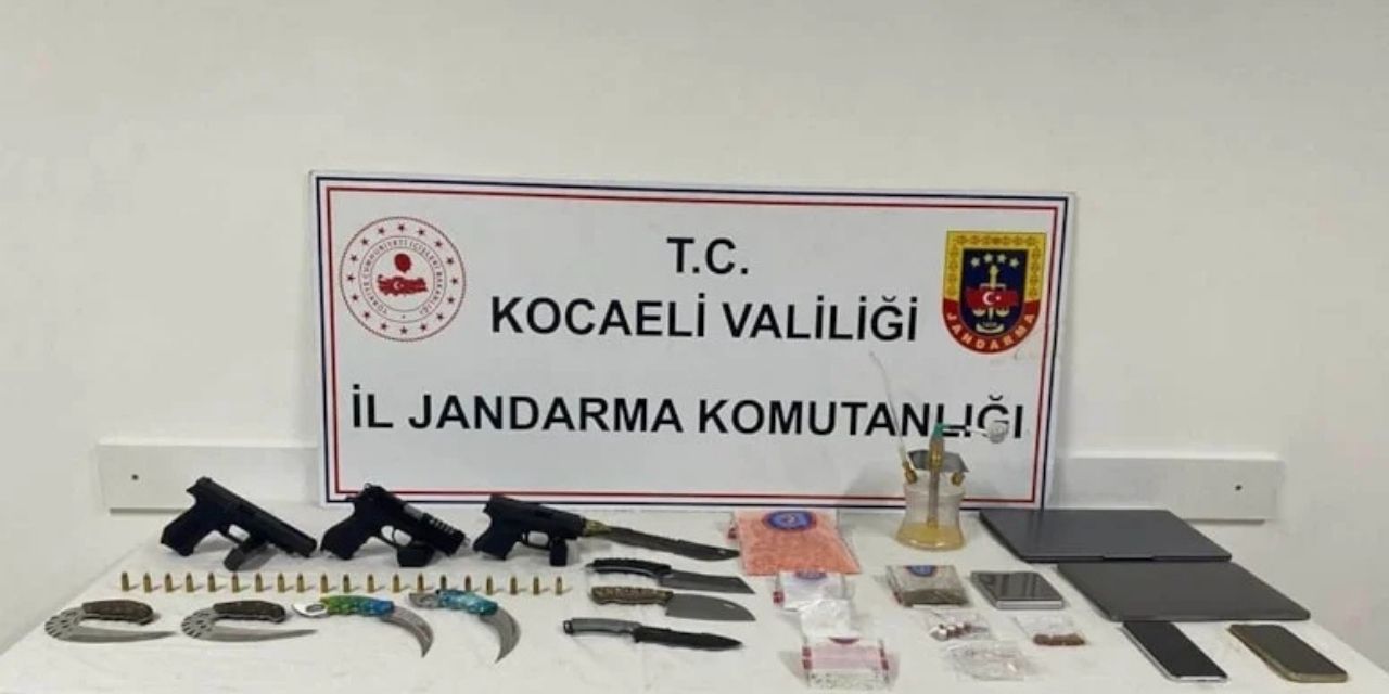 Dilovası'nda yüzlerce uyuşturucu hap ele geçirildi