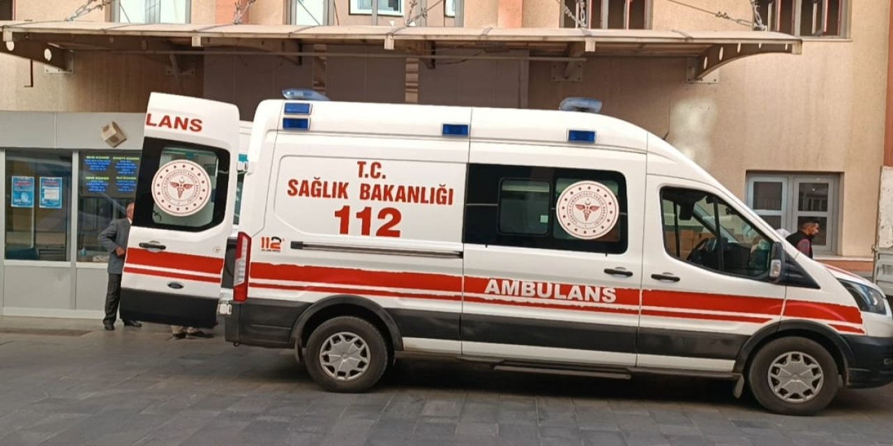 Kavgayı ayırmaya çalışan kişi, başından vurularak yaşamını yitirdi