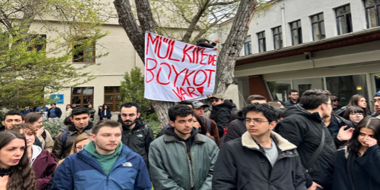 İmamoğlu'na destek için boykotta olan öğrencilere ülkücü grup saldırdı