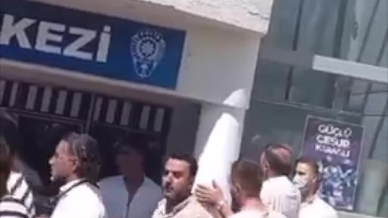 Gelecek Partisi'nden polisin Gümüşhane'de dur ihtarına uymadı iddiasıyla bir kişiyi vurmasına tepki