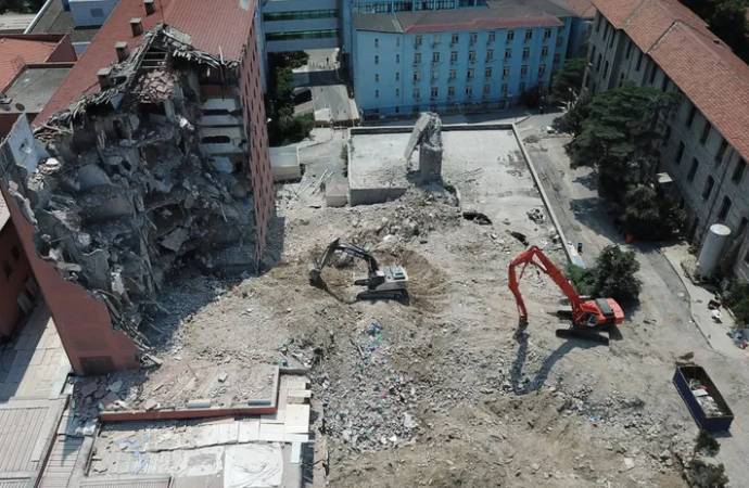 Haydarpaşa Numune'nin yıkımında asbest tehlikesi