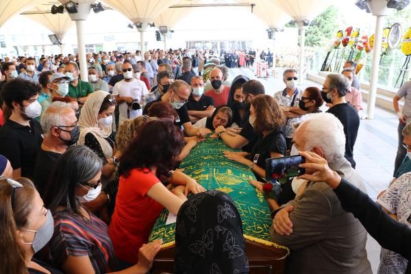 Tiyatro sanatçısı Turgay Yıldız toprağa verildi