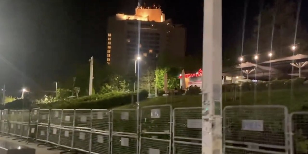 Sırrı Süreyya Önder bugün son yolculuğuna uğurlanacak: Gezi Parkı bariyerlerle kapatıldı