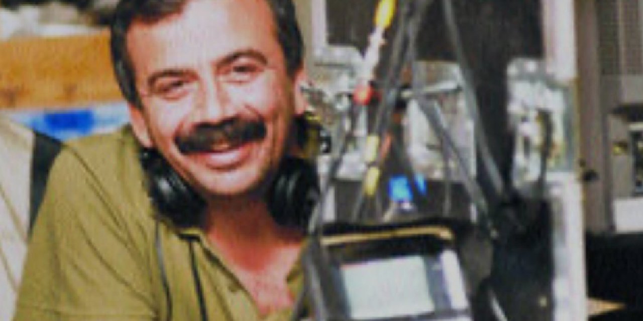 Sırrı Süreyya Önder'in vedası sanat dünyasını yasa boğdu: 'Bir nesil duruş sahibi olmayı ondan öğrendi'