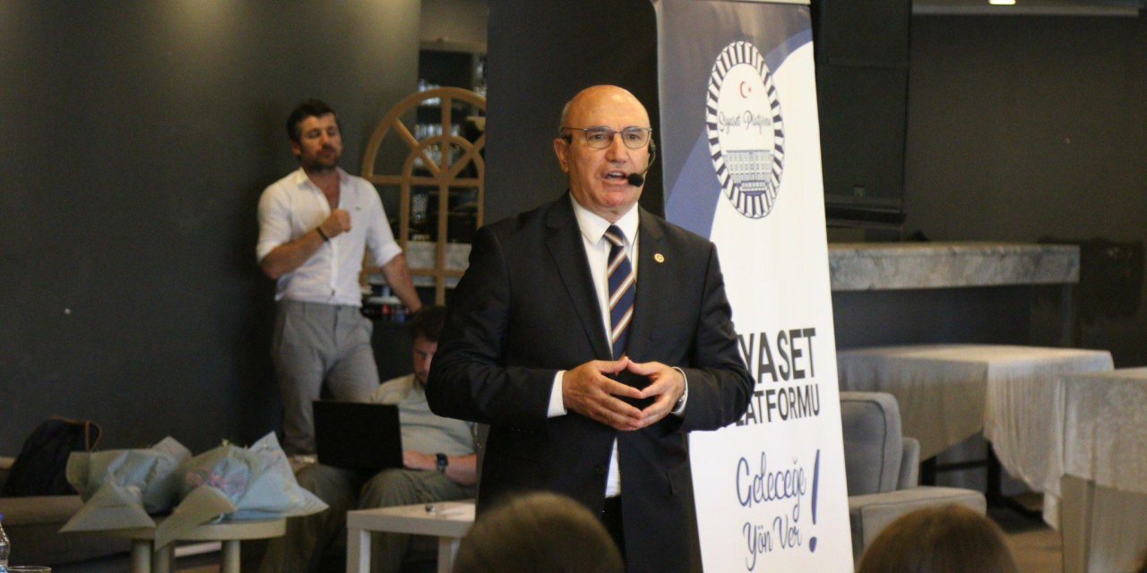 Mahmut Tanal, öğrencilerle buluştu: Üniversitede TOMA'nın ne işi var?