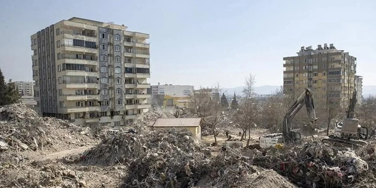 Ebrar Sitesi Selam Apartmanı davasında 3 sanığa 22 yıl 6'şar ay hapis istemi