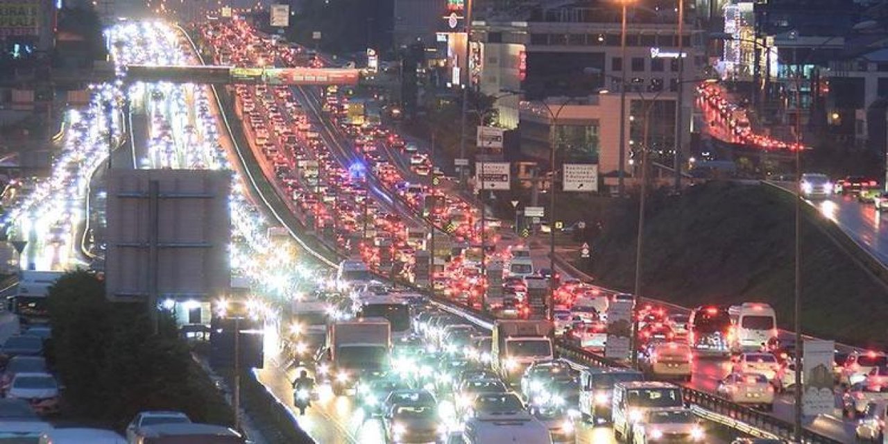 Sürücülere iyi haber! Trafikte yeni dönem, hepsi tek tek kaldırılacak