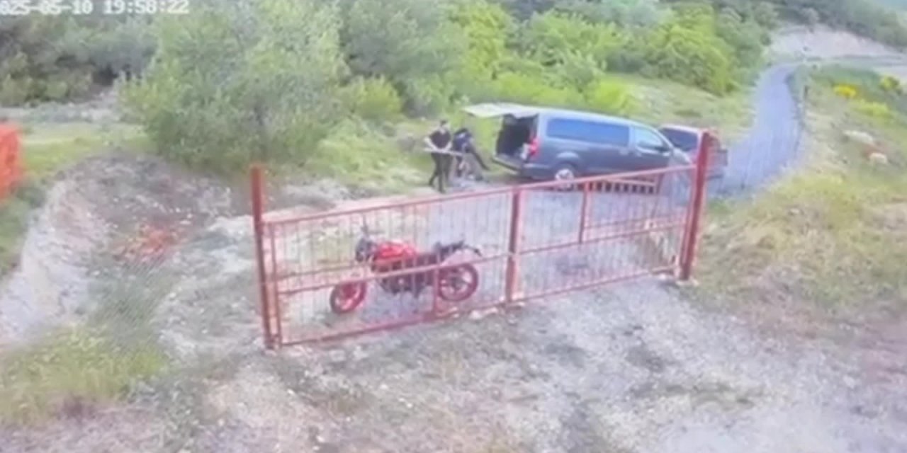 İzmir'de orman yangınını çıkardıkları belirlenen 5 defineci tutuklandı