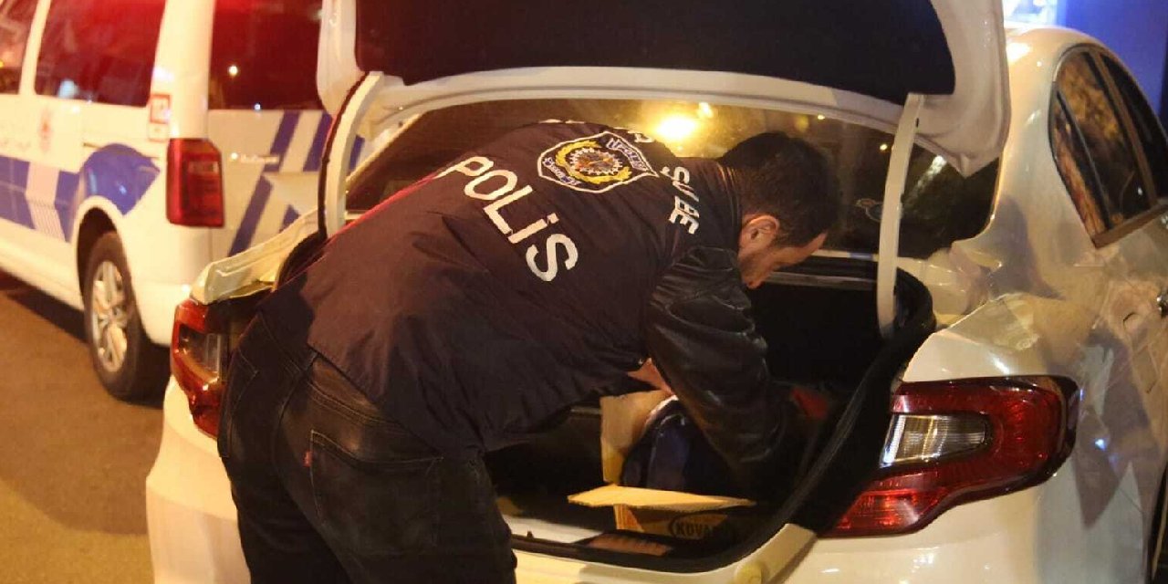 İstanbul'da sadece 4 saatte 335 bin kişi sorgulandı, 1017 kişi gözaltına alındı