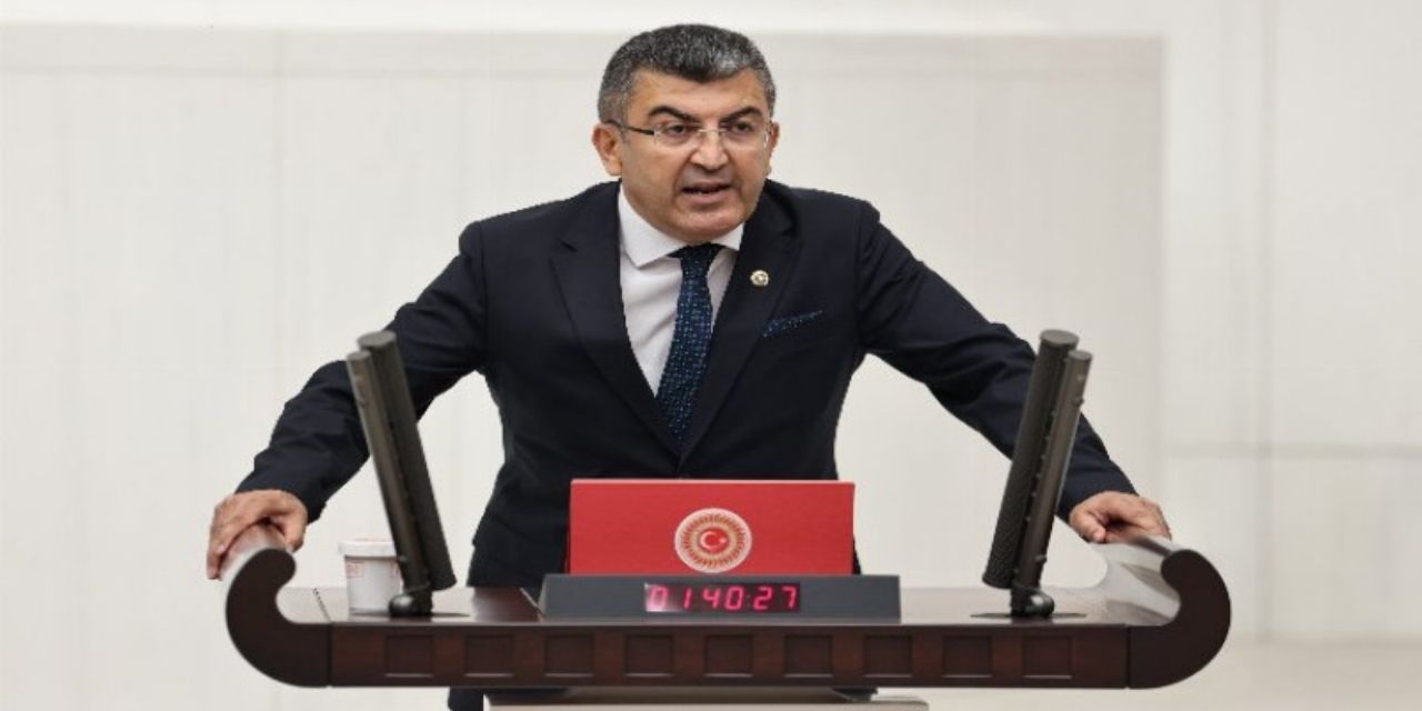 AKP'ye katılması bekleniyor: Hasan Ekinci Gelecek Partisi'nden istifa etti